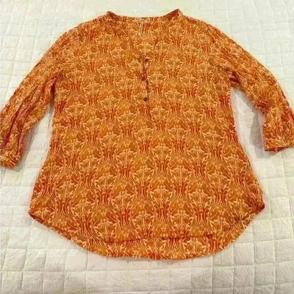 Grand & Greene White Orange Long Sleeve V-Neck Pull On Top Womens L